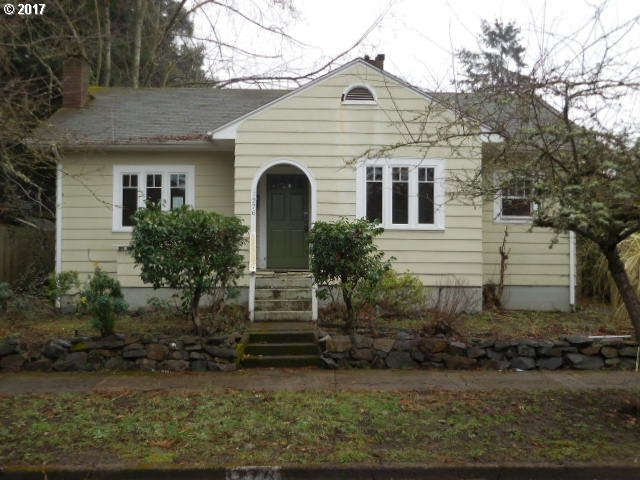 1276 Adams St, Eugene, OR 97402 photo 1