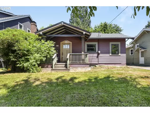 3955 SE Kelly St, Portland, OR 97202