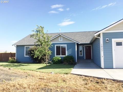 1927 SW 2nd Dr, Pendleton, OR 97801 photo 1