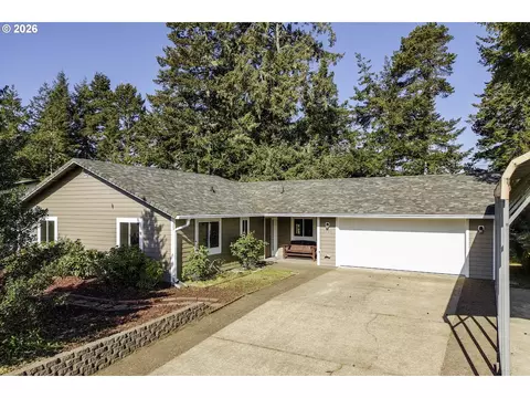 1751 Willow Loop, Florence, OR 97439