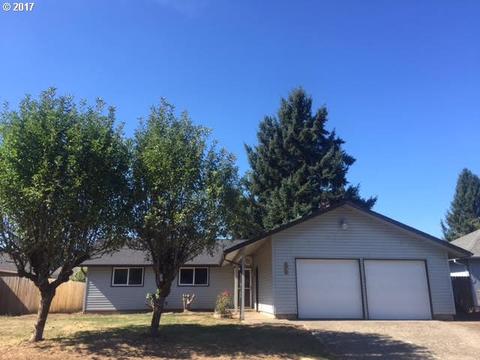 4012 Hampshire Ln, Eugene, OR 97404 photo 1