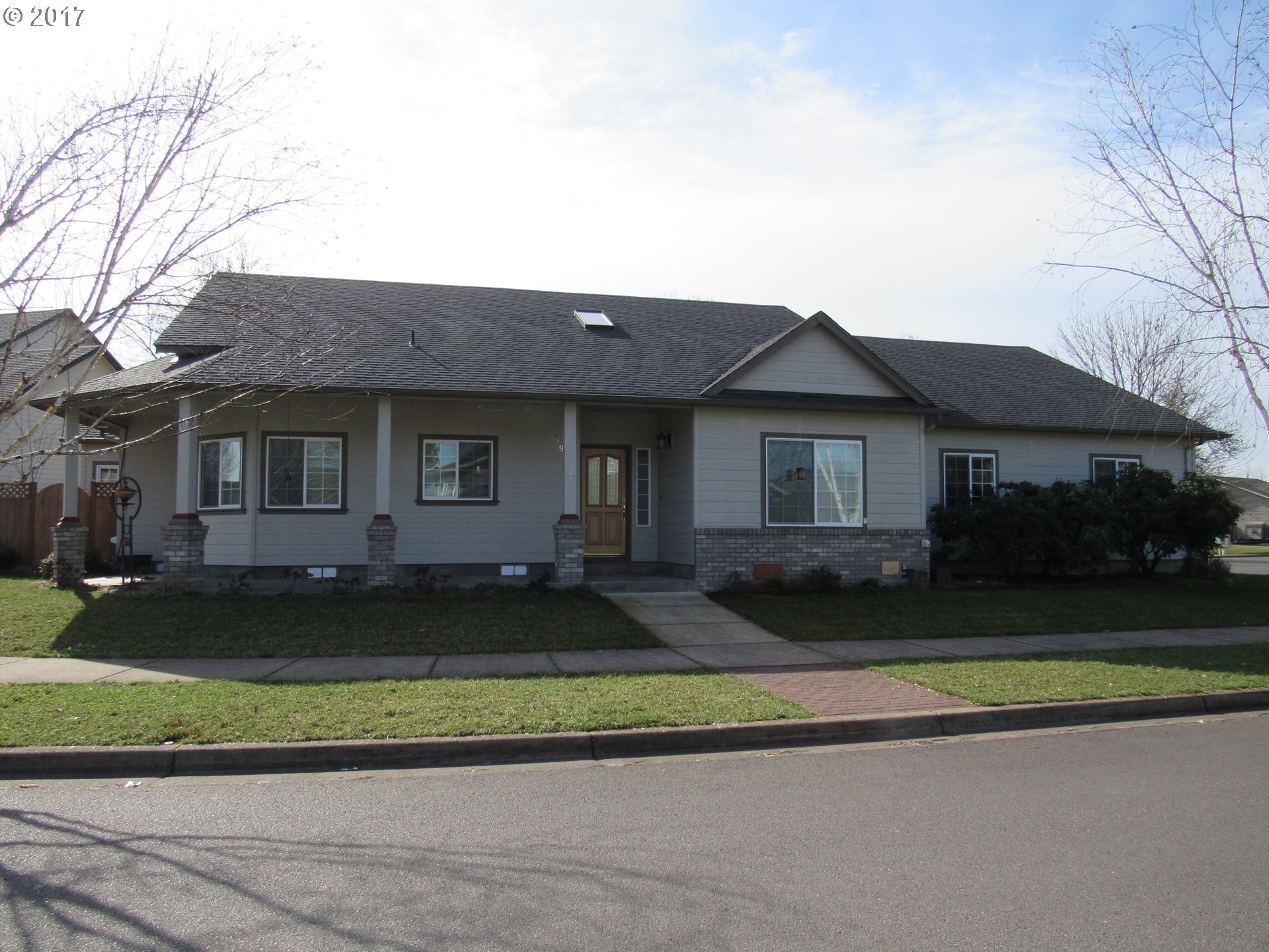 398 Mackin Ave, Eugene, OR 97404 photo 1