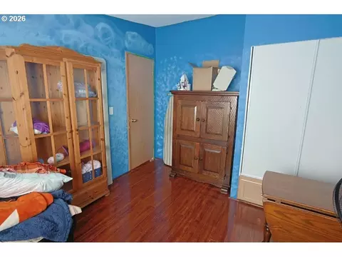 Bedroom - 631 2nd Ave, Powers, OR 97466 photo 4 of 4