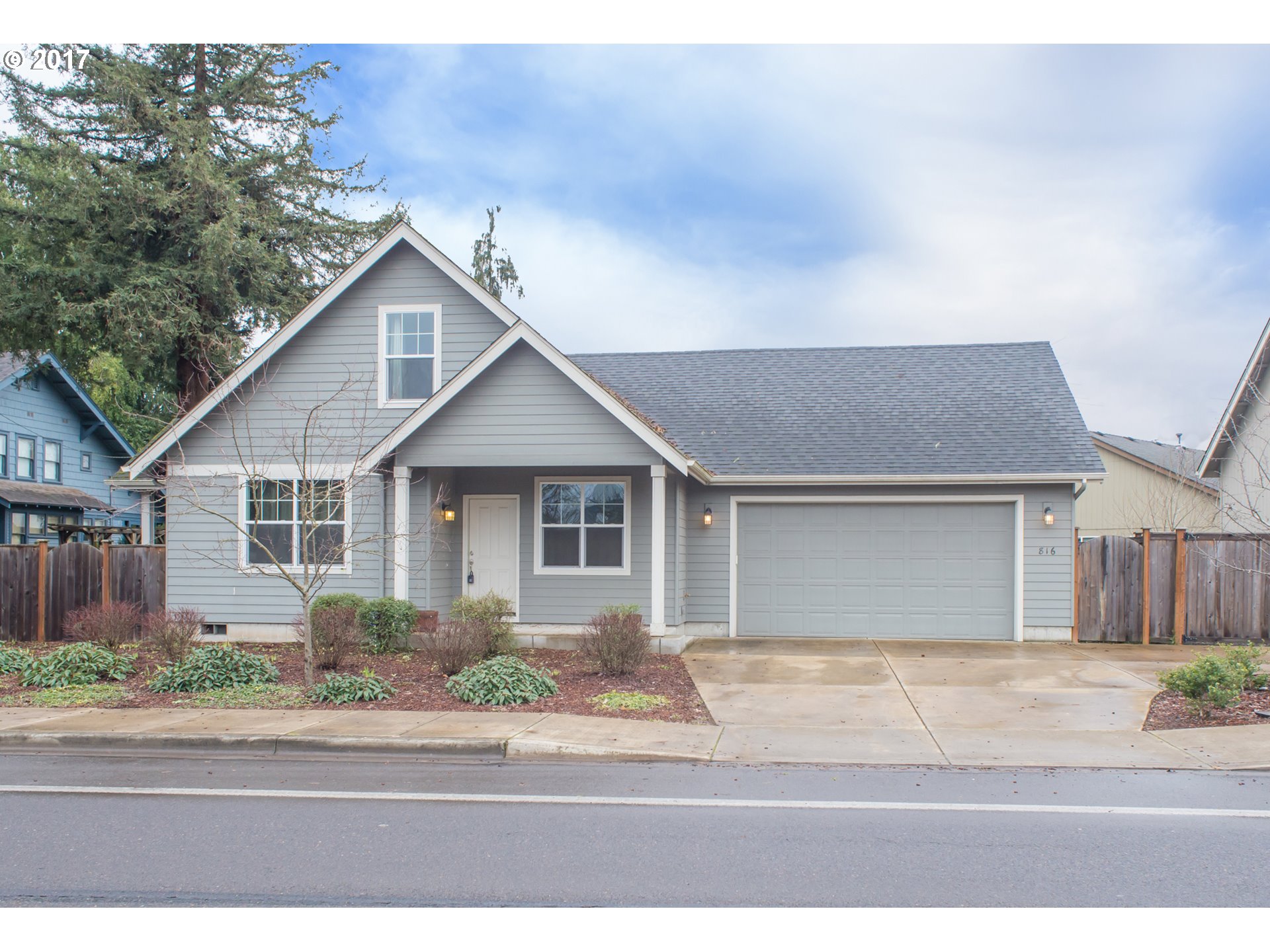 816 S 32nd St, Springfield, OR 97478 photo 1