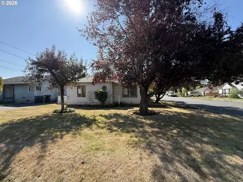 174 Macarthur St, Saint Helens, OR 97051