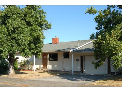 739 E Second Ave, Sutherlin, OR 97479 photo 1