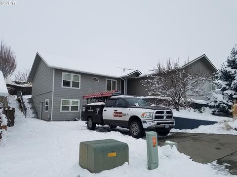 1901 SW Quinney Ave, Pendleton, OR 97801 photo 1