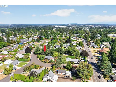 View/Area - 635 NW 8th Pl, Canby, OR 97013 photo 3 of 3