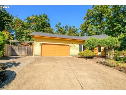 4324 Forsythia St, Springfield, OR 97478
