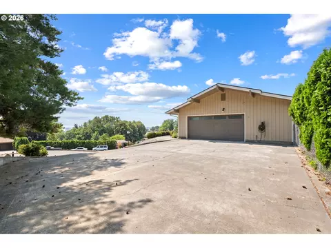 1041 NW 12th Dr, Pendleton, OR 97801 photo 5