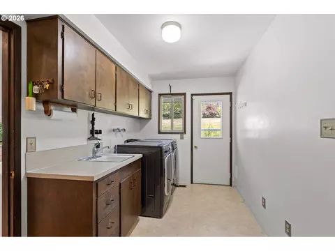 1041 NW 12th Dr, Pendleton, OR 97801 photo 28