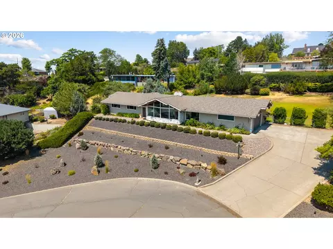 1041 NW 12th Dr, Pendleton, OR 97801 photo 3