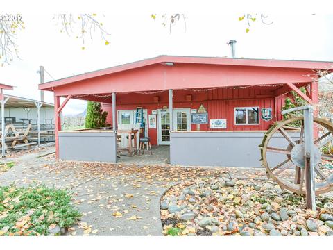 9367 Table Rock Rd, Central Point, OR 97502 photo 1
