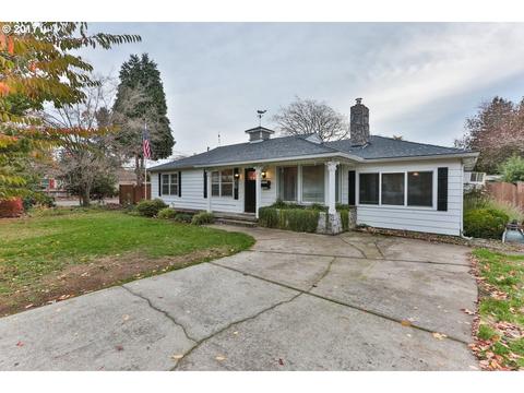 575 E Berkeley St, Gladstone, OR 97027 photo 1