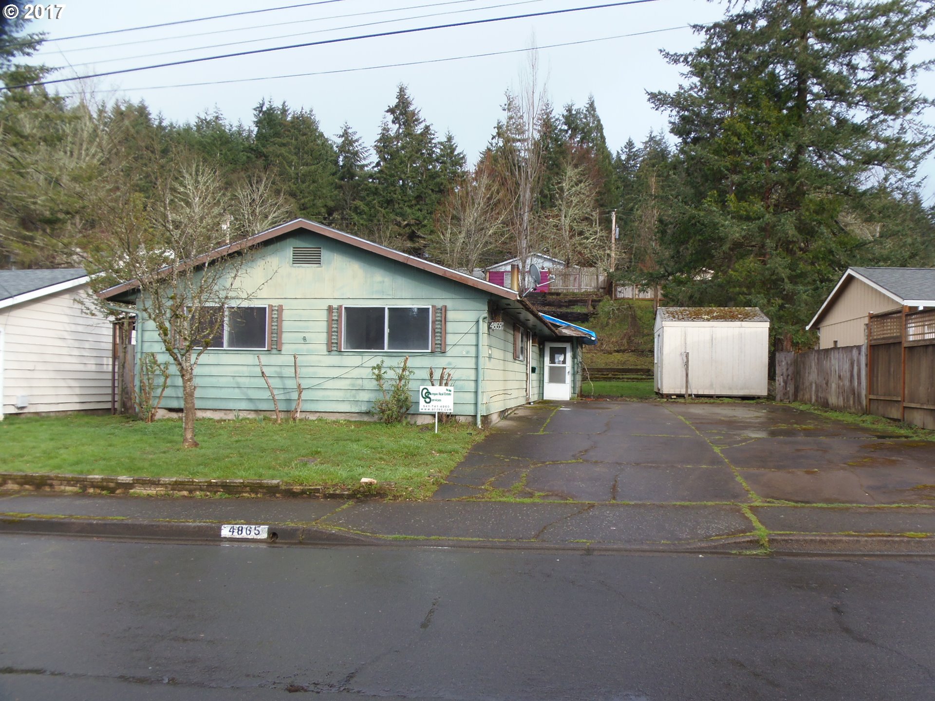 4865 Center Way, Eugene, OR 97405 photo 1