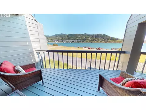 94304 Wedderburn Loop #414, Gold Beach, OR 97444