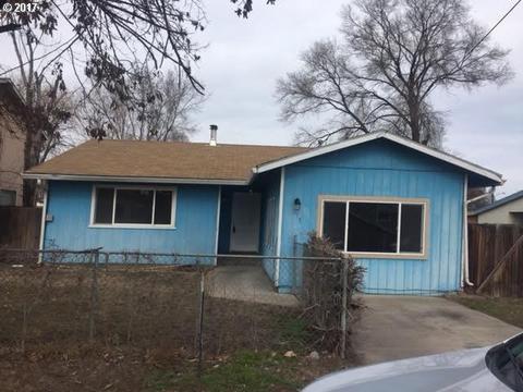 315 E Beebe Ave, Hermiston, OR 97838 photo 1