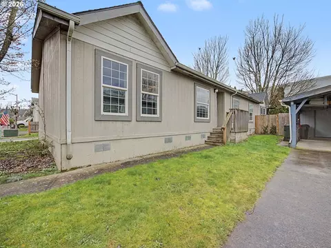 2965 NE 206th Pl, Fairview, OR 97024