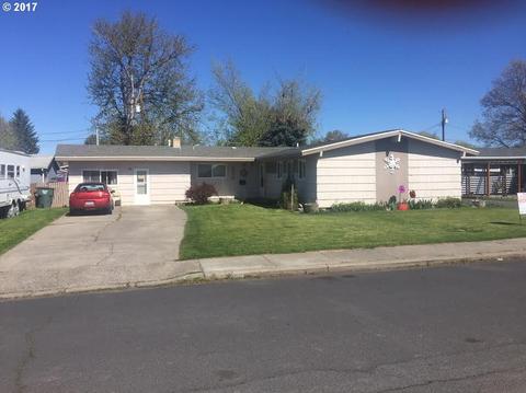 3009 SW Nye Ave, Pendleton, OR 97801 photo 1