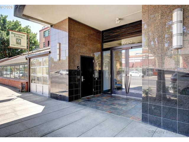 1620 NE Broadway St #228, Portland, OR 97232
