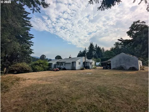 105 SE Jackson Roberts Rd, Cascade Locks, OR 97014