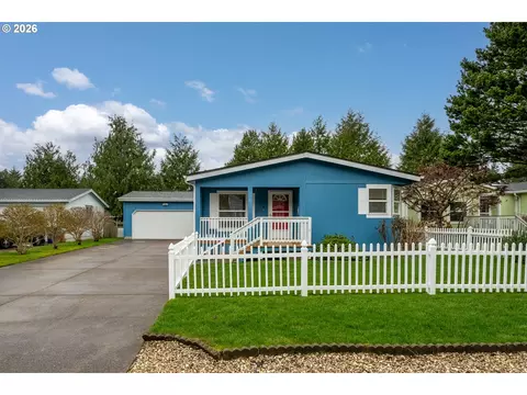 370 SE Anchor Ave, Depoe Bay, OR 97341