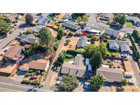 View/Area - 2360 NE Cleveland Ave, Gresham, OR 97030 photo 2 of 3