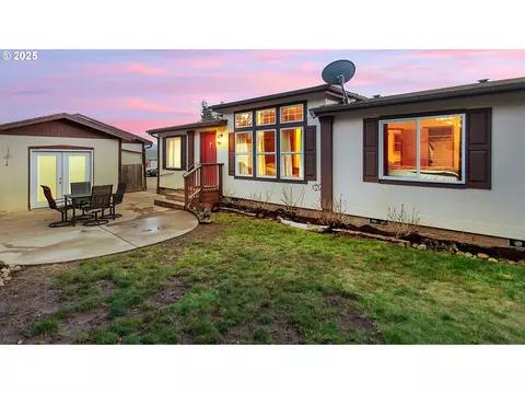 610 May St, Molalla, OR 97038
