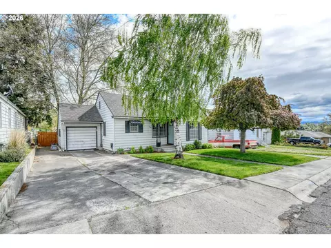 Other - 618 NW 9th St, Pendleton, OR 97801 photo 1 of 15