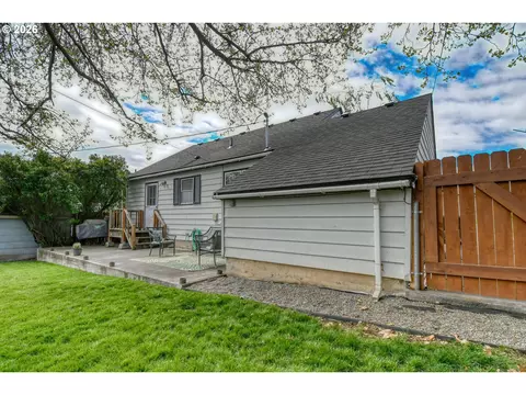 Exterior - 618 NW 9th St, Pendleton, OR 97801 photo 13 of 13