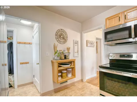 Other - 618 NW 9th St, Pendleton, OR 97801 photo 4 of 15
