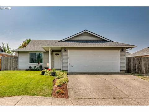 513 SE 10th St, Battle Ground, WA 98604