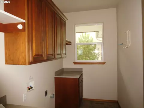 Other - 815 N Main St, Pendleton, OR 97801 photo 7 of 10
