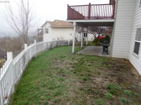 Exterior - 815 N Main St, Pendleton, OR 97801 photo 7 of 7
