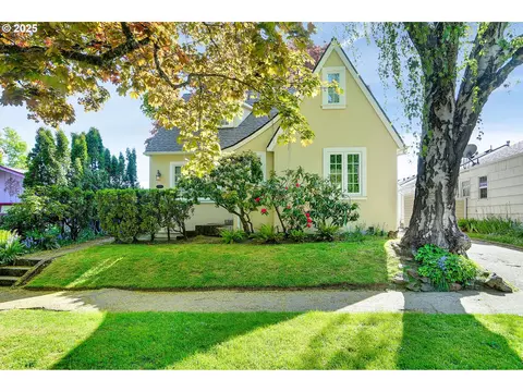 1330 Saginaw St, Salem, OR 97302
