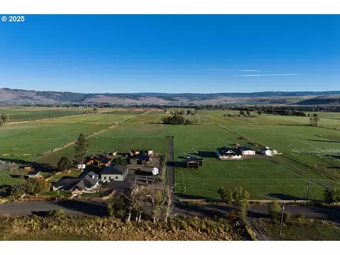 75340 Upper Diamond Ln, Wallowa, OR 97885