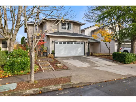 1021 SW 24th St, Troutdale, OR 97060