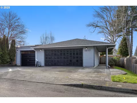 1677 SW Eastwood Ct, Gresham, OR 97080