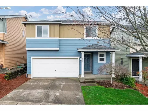 15572 Bachelor Ave, Sandy, OR 97055