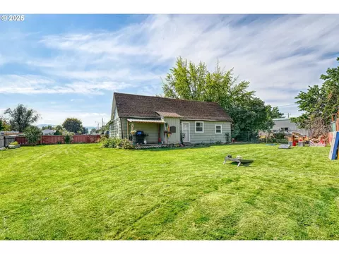 559 SW Cedar St, Pilot Rock, OR 97868
