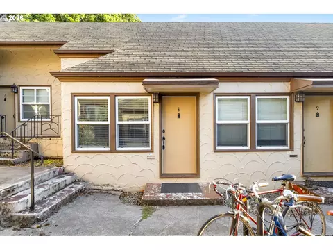 130 SE 31st Ave #8, Portland, OR 97214