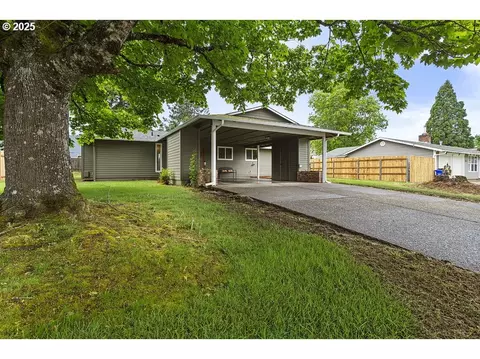18721 Boynton St, Oregon City, OR 97045
