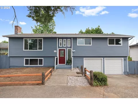 2144 SW 9th Ct, Gresham, OR 97080