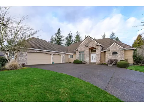 1755 NW Troon Ct, Mcminnville, OR 97128