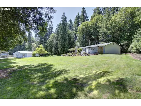 11801 NE 195th Ct, Brush Prairie, WA 98606