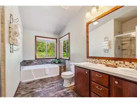 52 Coates Rd, Carson, WA 98610 photo 8