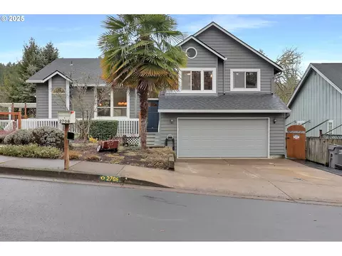 2708 Moon Mountain Dr, Eugene, OR 97403