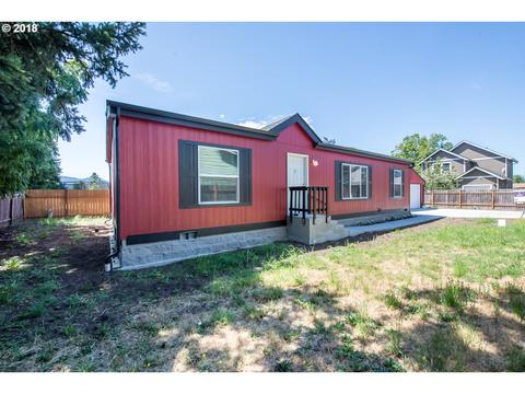 3853 E St, Springfield, OR 97478 photo 1