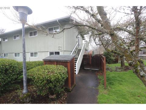 2123 W 15th Ct, Eugene, OR 97402 photo 1