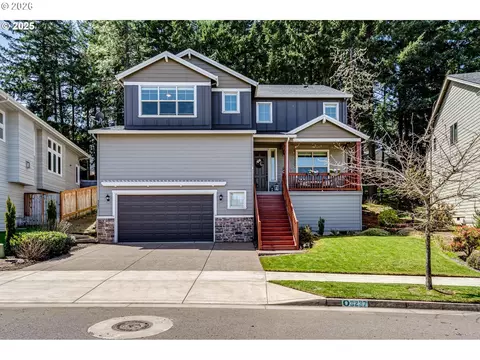 3237 Timberline Dr, Eugene, OR 97405